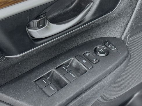 Certified 2022 Honda CR-V EX image 17