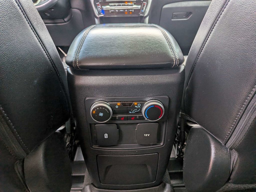 Used 2024 Ford Explorer Limited RWD image 19
