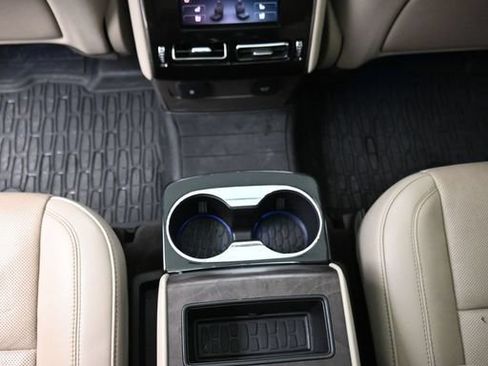 Used 2023 Lincoln Aviator Reserve w/ Equipment Group 201A RWD image 30