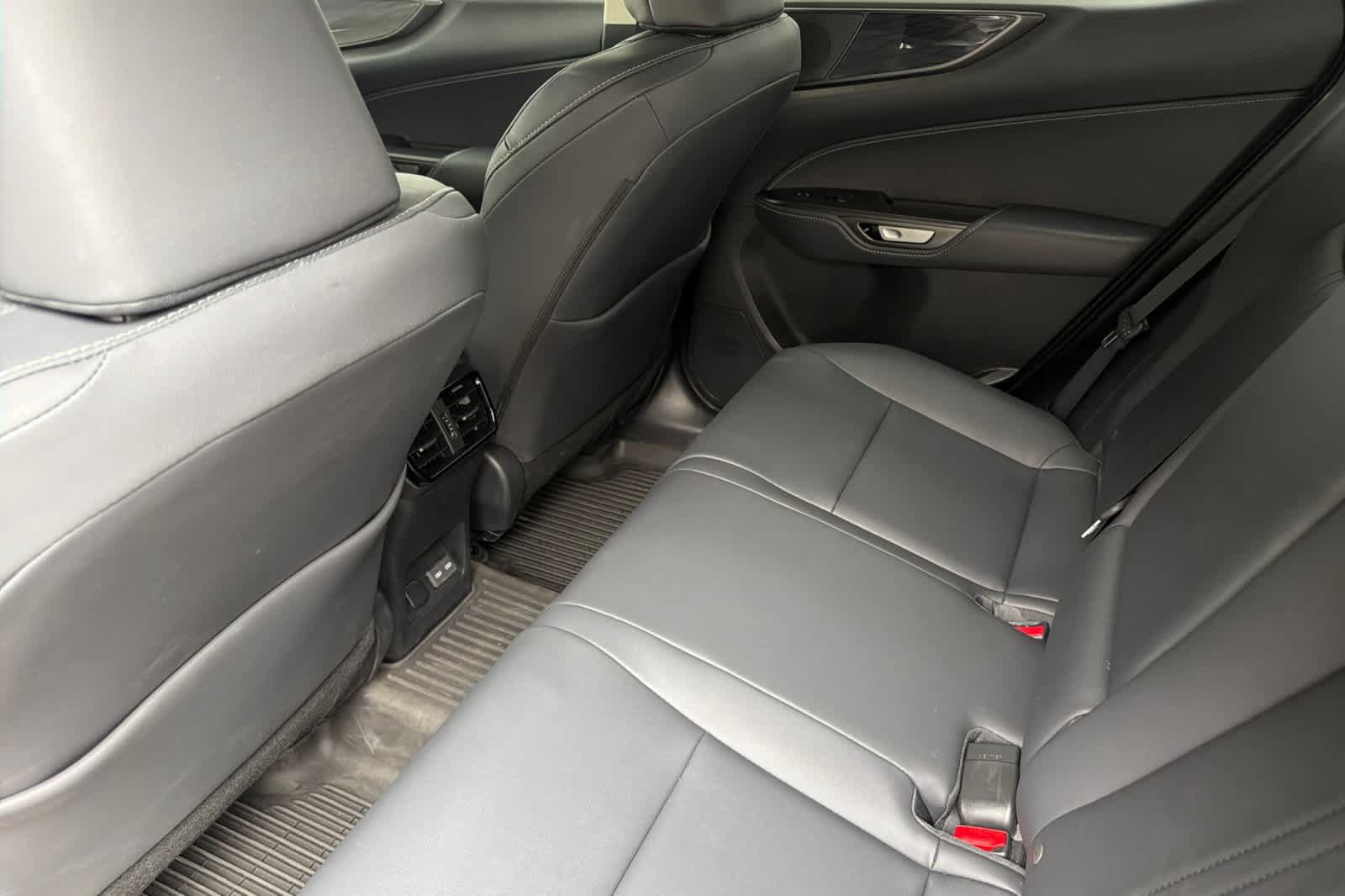 Used 2026 Lexus NX 350h AWD w/ Accessory Package (2T) image 4