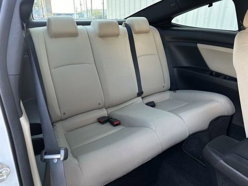 Used 2019 Honda Civic EX image 32
