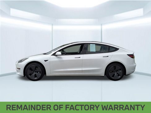 Used 2023 Tesla Model 3 Standard Range RWD image 2