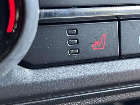 New 2026 Ford Bronco Big Bend w/ Black Diamond Package AWD/4WD image 18