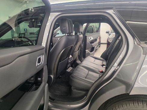 Used 2019 Land Rover Range Rover Velar S AWD/4WD image 9