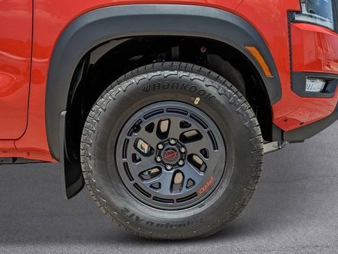 New 2025 Nissan Frontier PRO-4X AWD/4WD image 9