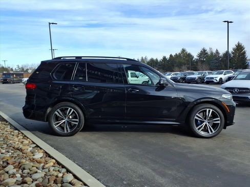 Used 2020 BMW X7 M50i w/ Luxury Seating Package image 7