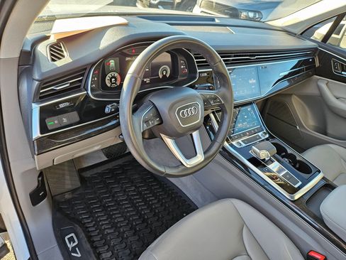 Used 2022 Audi Q7 Premium Plus image 15