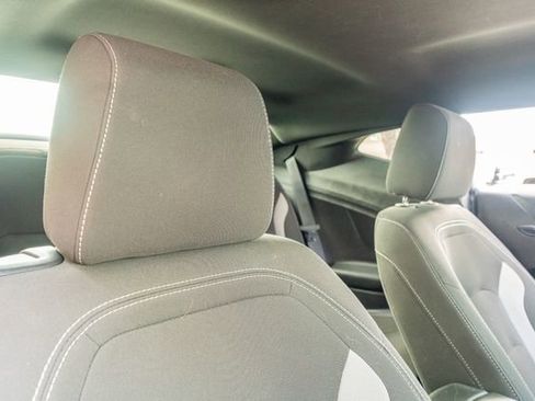 Used 2020 Chevrolet Camaro LT image 38