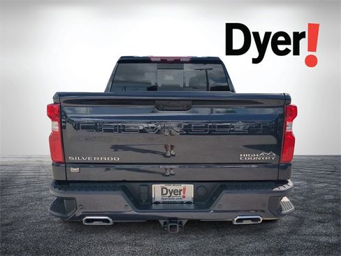 Certified 2024 Chevrolet Silverado 1500 High Country w/ Technology Package image 5
