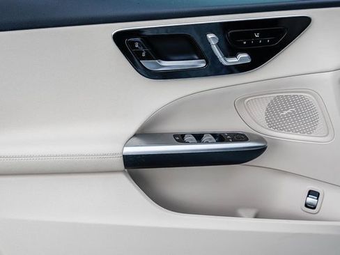 Used 2024 Mercedes-Benz C 300 4MATIC Sedan image 41