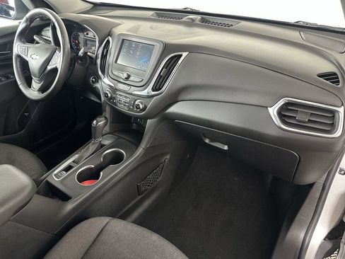 Used 2018 Chevrolet Equinox LT FWD image 29