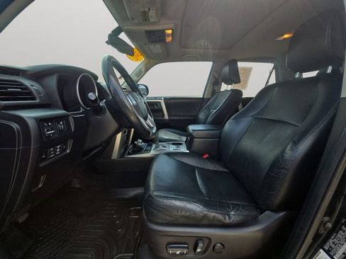 Used 2013 Toyota 4Runner Limited AWD/4WD image 10