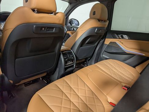 Used 2023 BMW X5 xDrive40i w/ Premium Package AWD/4WD image 43