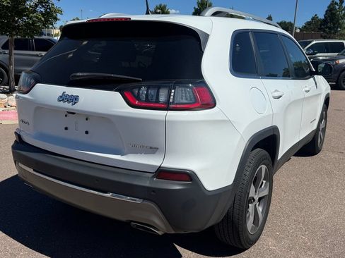 Used 2019 Jeep Cherokee Limited AWD/4WD image 6