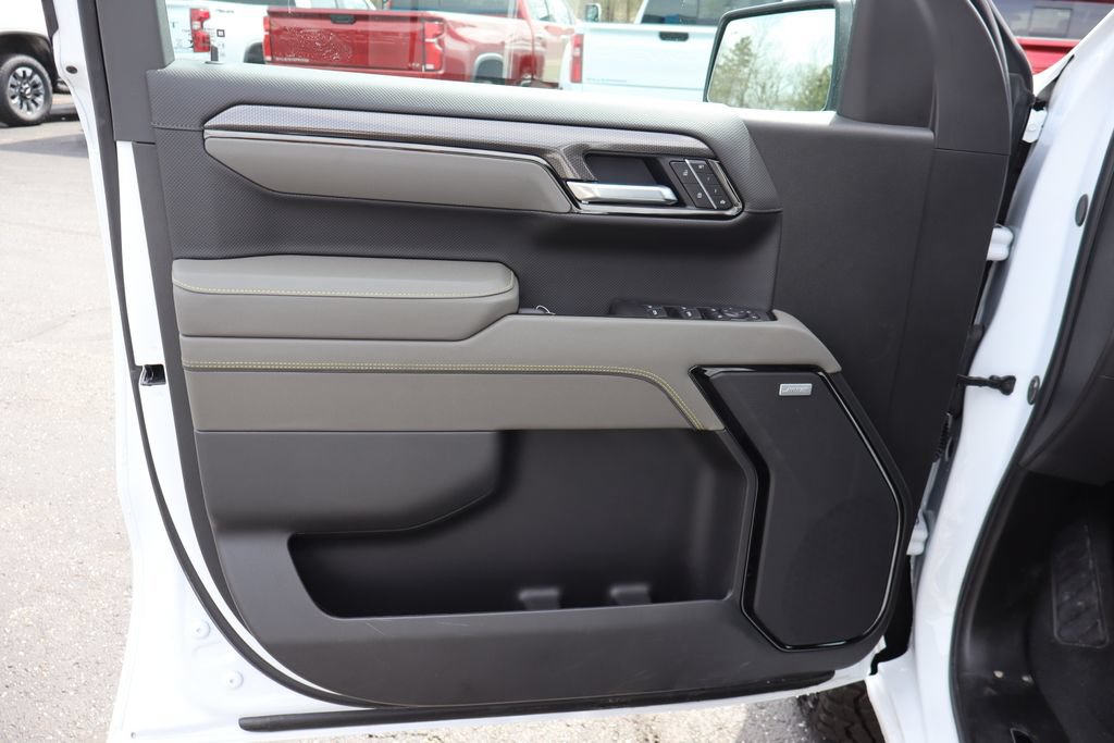 Used 2026 Chevrolet Silverado 1500 ZR2 AWD/4WD image 24