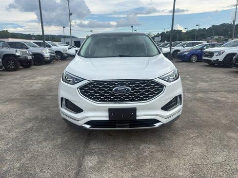 Used 2021 Ford Edge Titanium w/ Equipment Group 301A FWD image 8