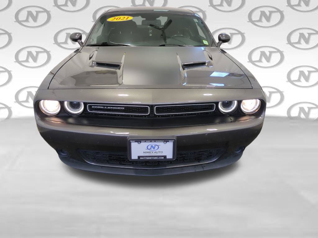 Used 2021 Dodge Challenger SXT RWD image 24