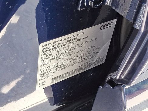 New 2025 Audi Q3 2.0T Premium image 20