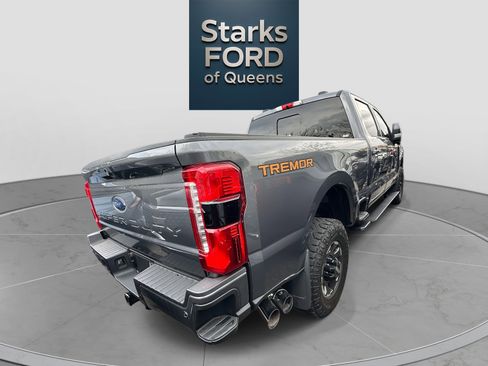 Used 2023 Ford F250 Lariat w/ Lariat Ultimate Package image 2