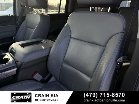 Used 2019 Chevrolet Suburban LT w/ LT Signature Package image 24