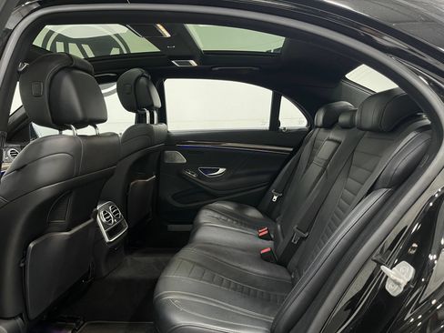 Used 2015 Mercedes-Benz S 550 4MATIC Sedan image 31
