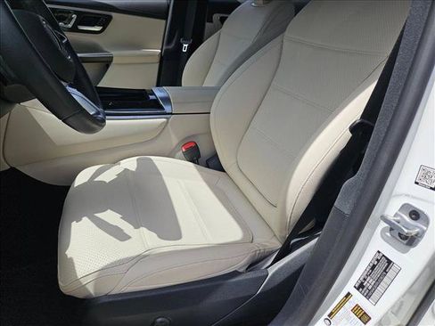 Certified 2024 Mercedes-Benz GLC 300 image 12