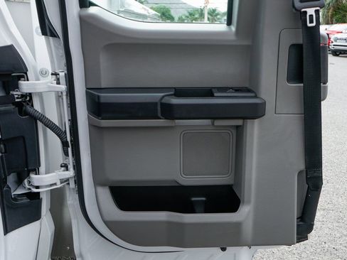 Used 2022 Ford F350 XL w/ Power Equipment Group image 21