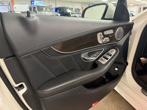 Used 2020 Mercedes-Benz C 63 AMG Sedan w/ Multimedia Package image 26