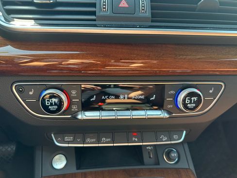 Certified 2023 Audi Q5 2.0T Premium w/ Convenience Package AWD/4WD image 22