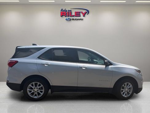 Used 2019 Chevrolet Equinox LS FWD image 6