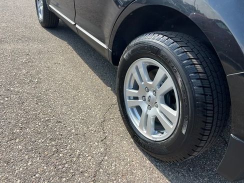 Used 2013 Ford Edge SE FWD image 21