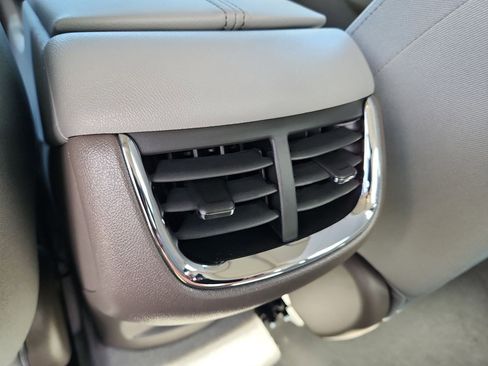 Used 2024 Chevrolet Malibu LT FWD image 21