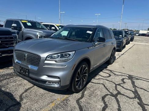 Used 2020 Lincoln Aviator Reserve w/ Equipment Group 202A AWD/4WD image 1