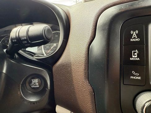 Used 2017 Jeep Renegade Latitude w/ Cold Weather Group AWD/4WD image 30
