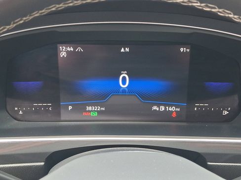 Used 2022 Volkswagen Tiguan SE image 21