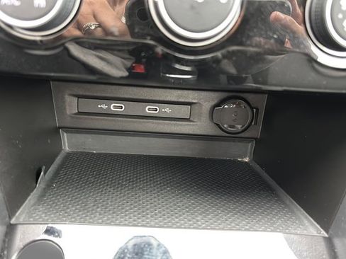 Used 2023 Volkswagen Taos S image 26