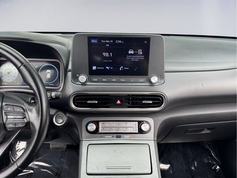 Used 2022 Hyundai Kona SEL w/ Convenience Package image 11