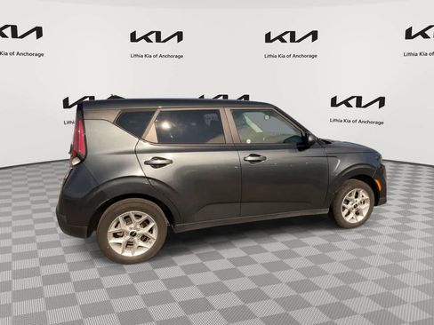 Used 2024 Kia Soul LX w/ Option Group 015 FWD image 8