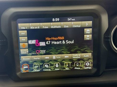 Used 2023 Jeep Wrangler Unlimited Rubicon 4xe image 15