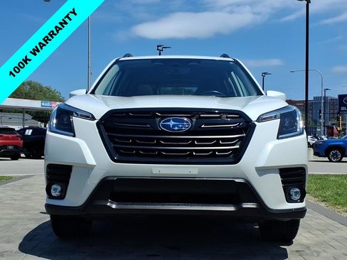 Certified 2024 Subaru Forester Premium AWD/4WD image 2