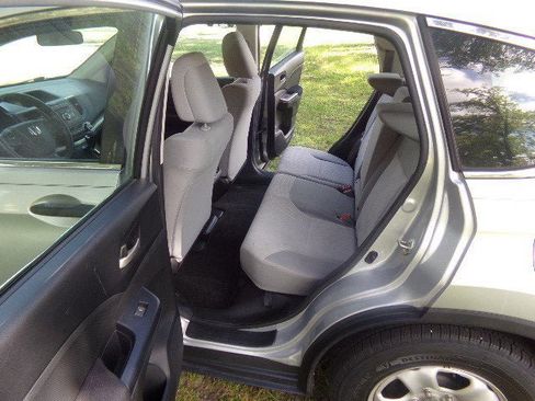 Used 2016 Honda CR-V LX image 14