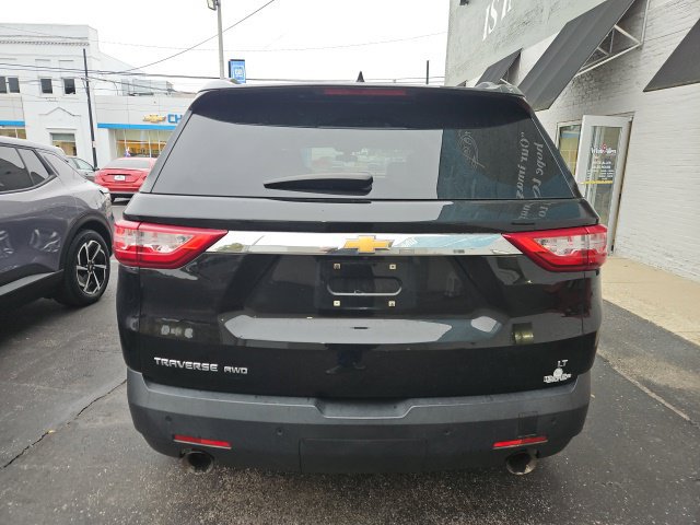 Used 2019 Chevrolet Traverse LT w/ LPO, 'HIT The Road' Package AWD/4WD image 4