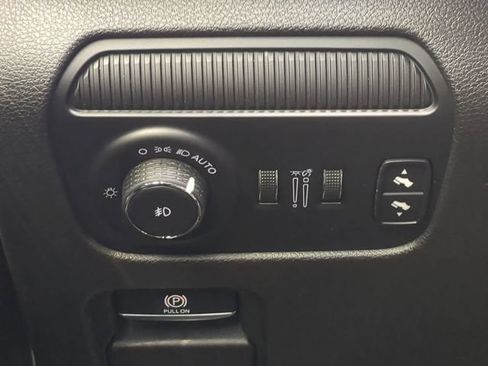 Certified 2022 Jeep Wagoneer Series II w/ Premium Group I RWD image 31