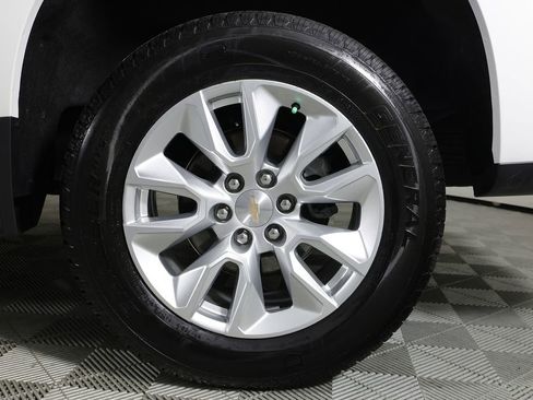 Used 2025 Chevrolet Silverado 1500 Custom RWD image 38