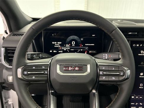 New 2026 GMC Terrain AT4 w/ Convenience Package III image 11