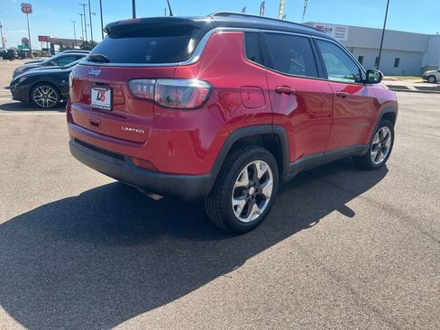 Used 2019 Jeep Compass Limited image 5