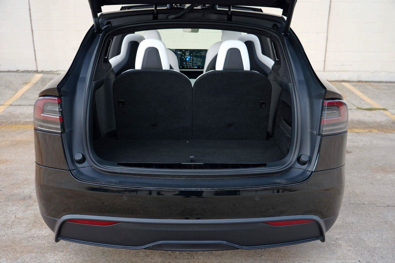 Used 2022 Tesla Model X AWD/4WD image 10