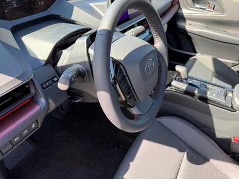 New 2026 Toyota Prius Plug-In Hybrid FWD image 28
