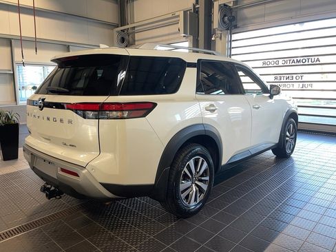 Used 2023 Nissan Pathfinder SL image 20