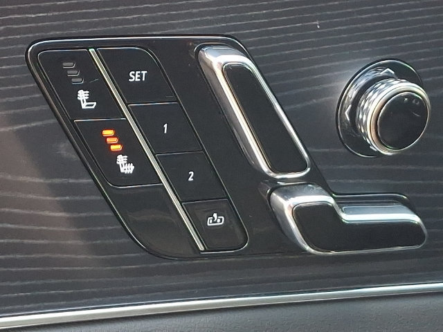 Certified 2026 Cadillac Lyriq Sport AWD/4WD image 24